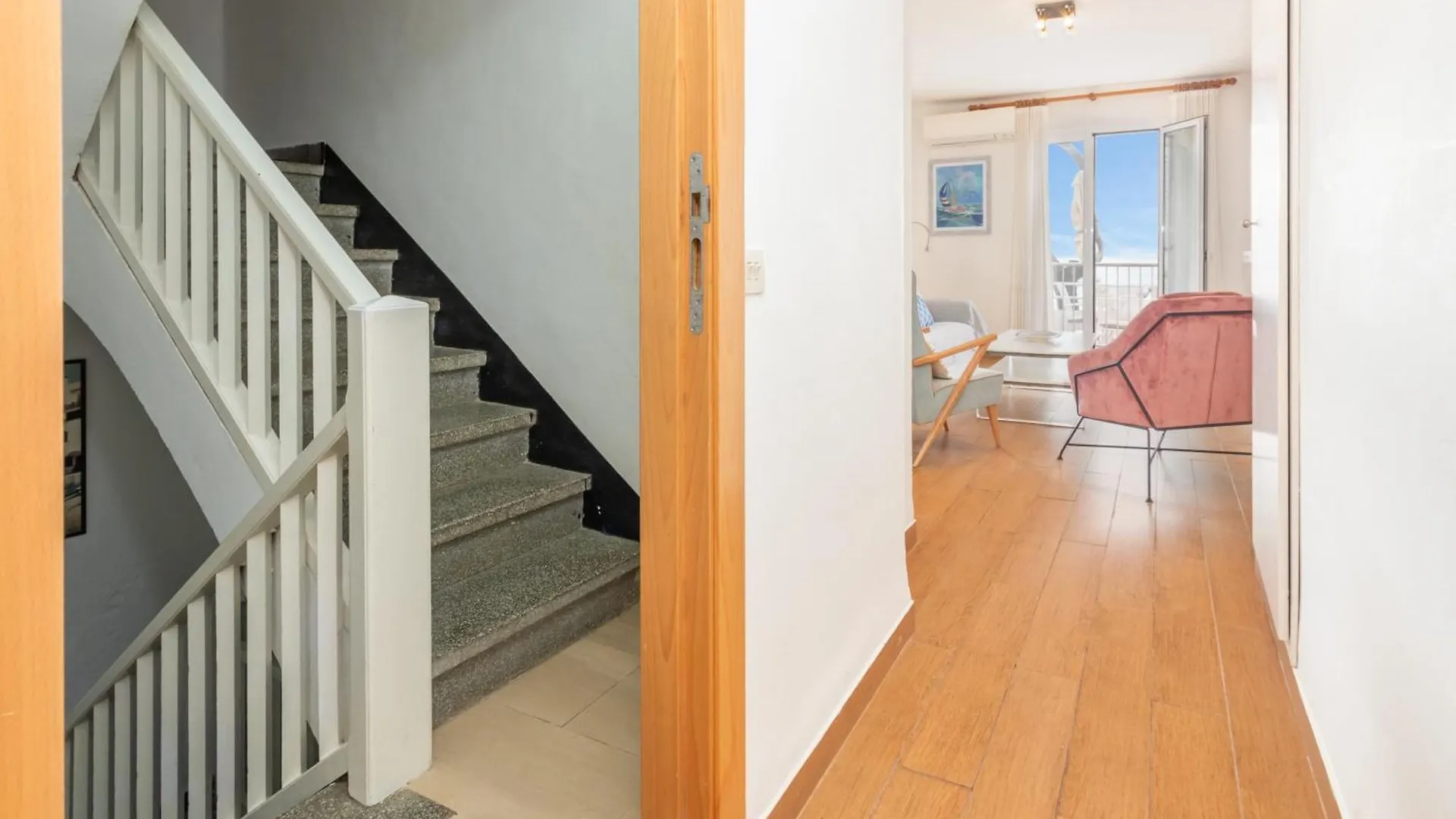 I Apartamento Frente Al Mar En Playa Тамариу Испания
